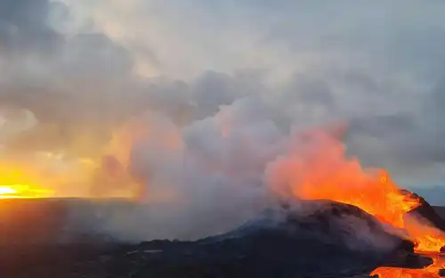 Litla Hrút Volcano: Hiking Tour from Reykjavik, Reykjavík, Iceland, Reykjavik Tickets.