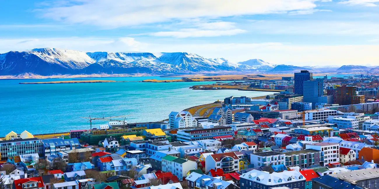 Reykjavik City Card – Access top museums, pools, and public transport in Reykjavik – Best Things to Do in Reykjavik with Reykjavik Tickets.