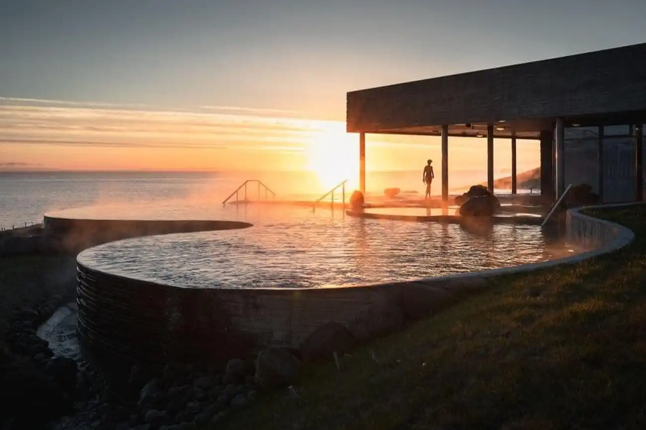 Húsavík: GeoSea Thermal Baths, Húsavík, Iceland, Reykjavik Tickets.