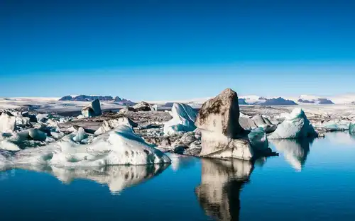 Jökulsárlón Glacier Lagoon: Roundtrip from Reykjavik, Reykjavík, Iceland, Reykjavik Tickets.