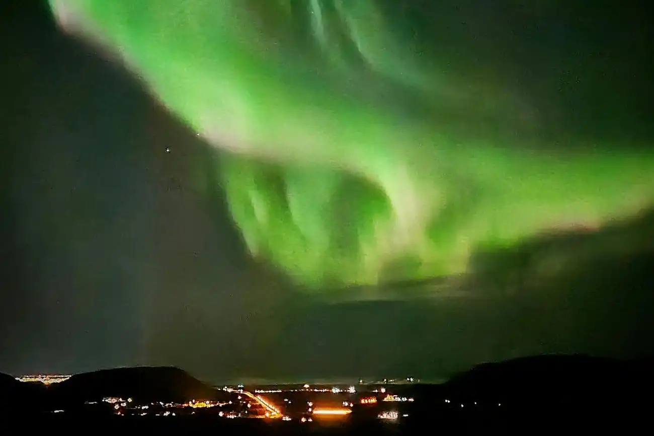 Northern Lights: 4-Hr Jeep Ride Tour + Snacks, Reykjavík, Iceland, Reykjavik Tickets.