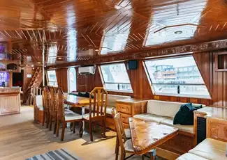 Reykjavík: Luxury Yacht Whale Watching Cruise, Reykjavík, Iceland, Reykjavik Tickets.