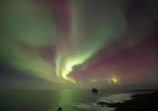 Aurora boreal: Excursão de ônibus para grupos pequenos de 3 horas + traslado, Reykjavík, Islândia, Reykjavik Tickets.