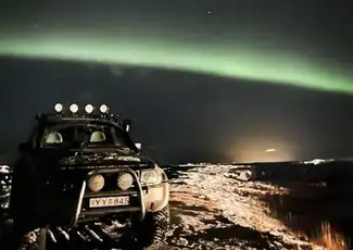 Northern Lights: 4-Hr Jeep Ride Tour + Snacks, Reykjavík, Iceland, Reykjavik Tickets.